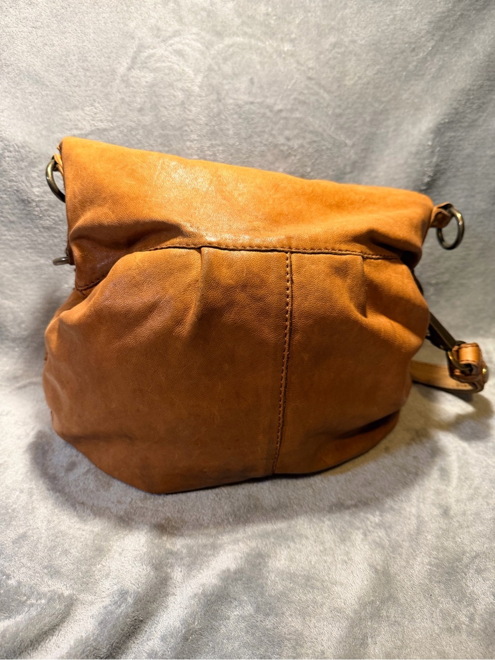 Lucky Brand Caramel Leather Fold Over Shoulder Bag - Picture 8 of 11